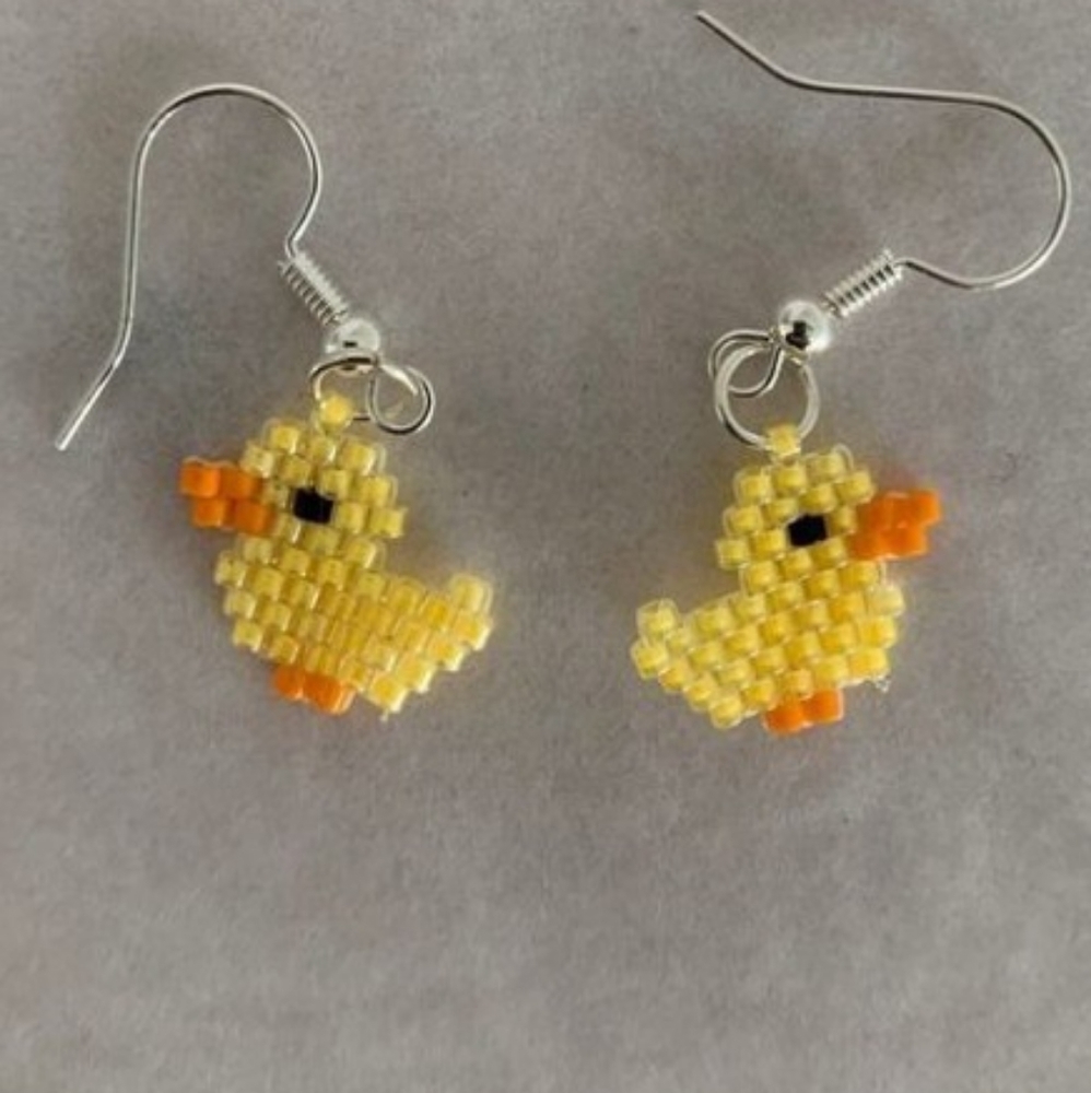 Flat beaded duck earrings